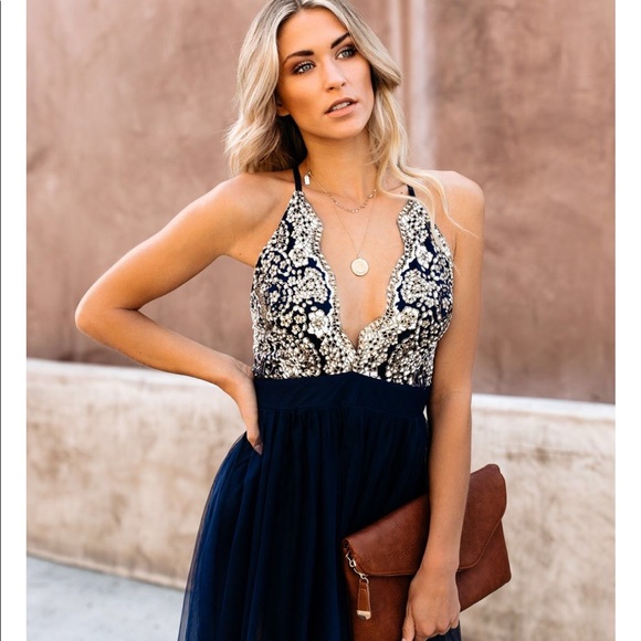 VICI CRYSTAL WINTER MAXI DRESS - Picture 3 of 7